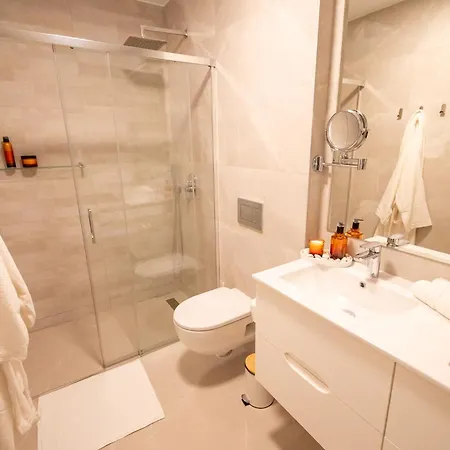 Holidays Amber Apartment *